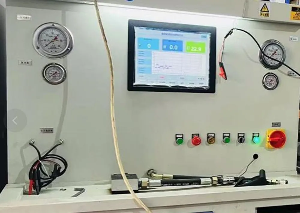 Hva skal jeg gjøre hvis hydraulikksystemet reagerer tregt?